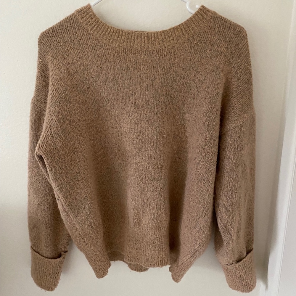 Philosophy pink sweater with cuffs